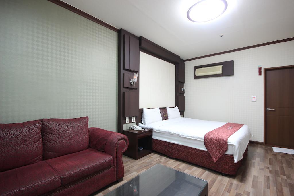 Ns Hotel Changwon Zimmer foto
