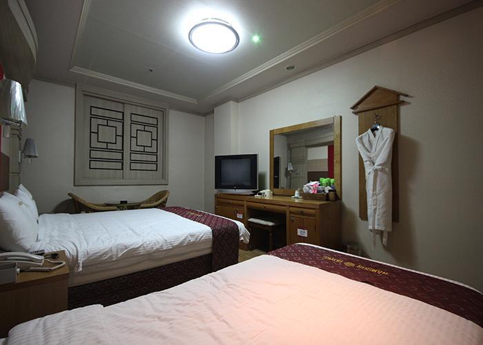 Ns Hotel Changwon Zimmer foto